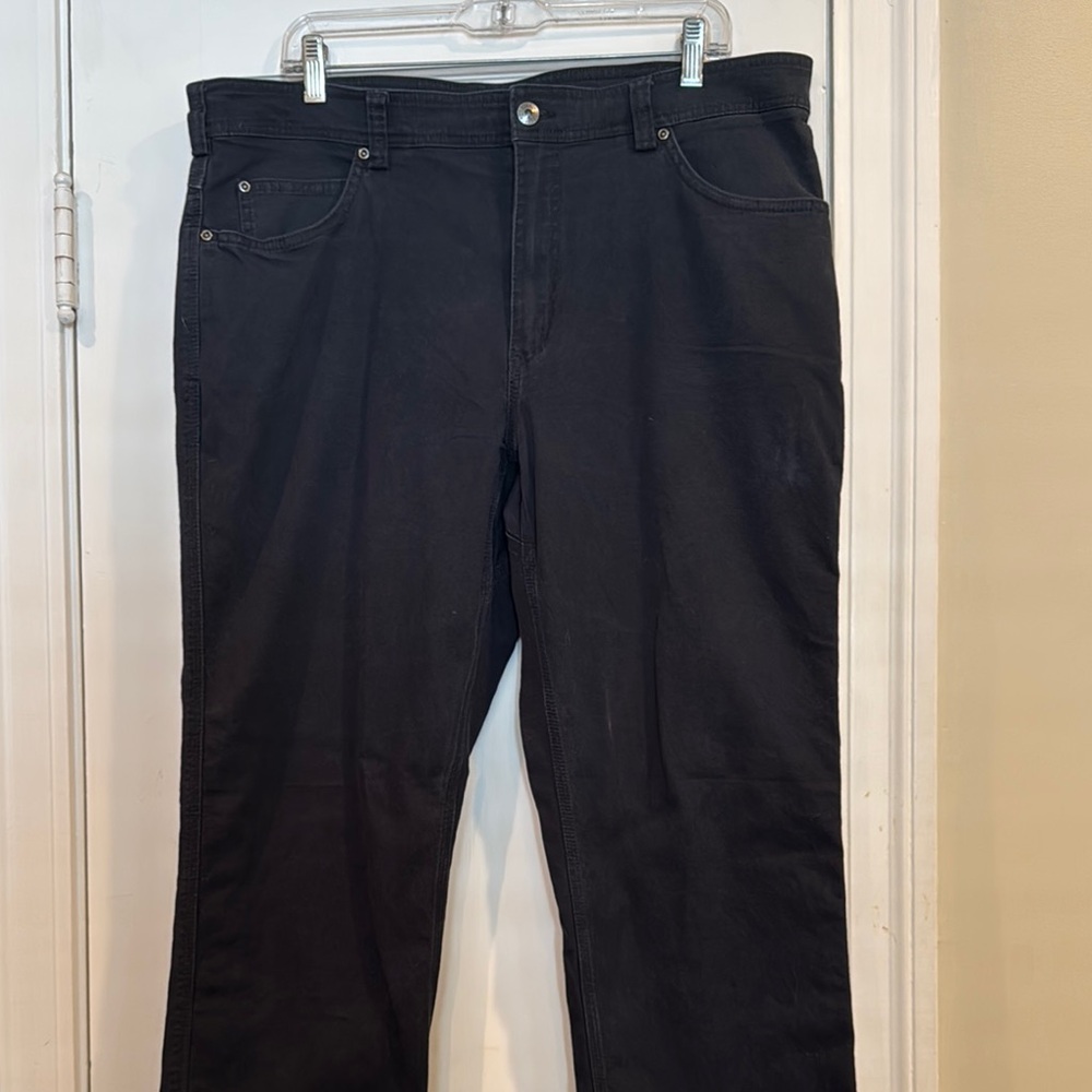 Duluth Trading Co Black Relaxed Fit Jeans Classic Style